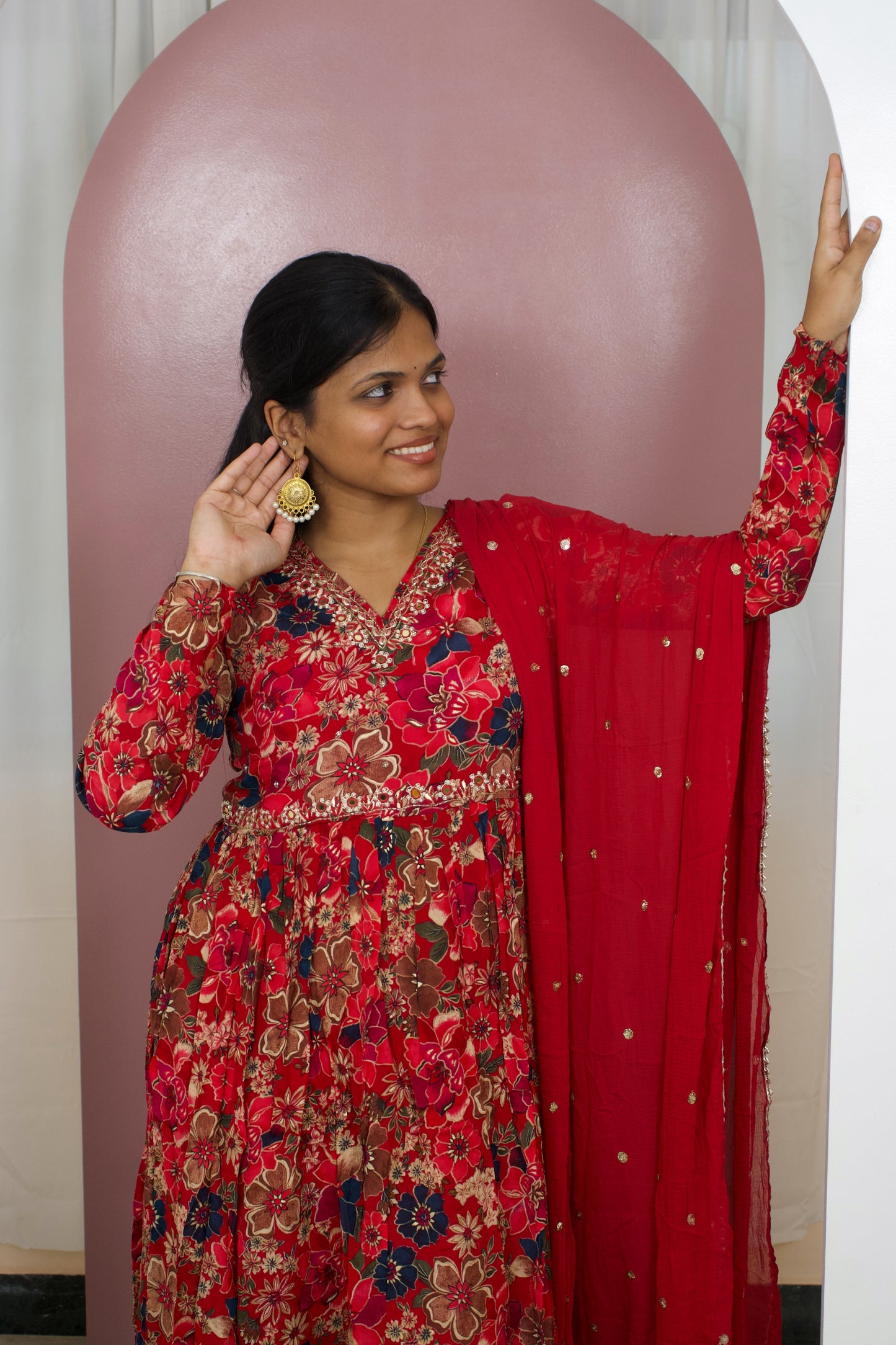 Tomato Red: Nyra Cut 3-Piece Set