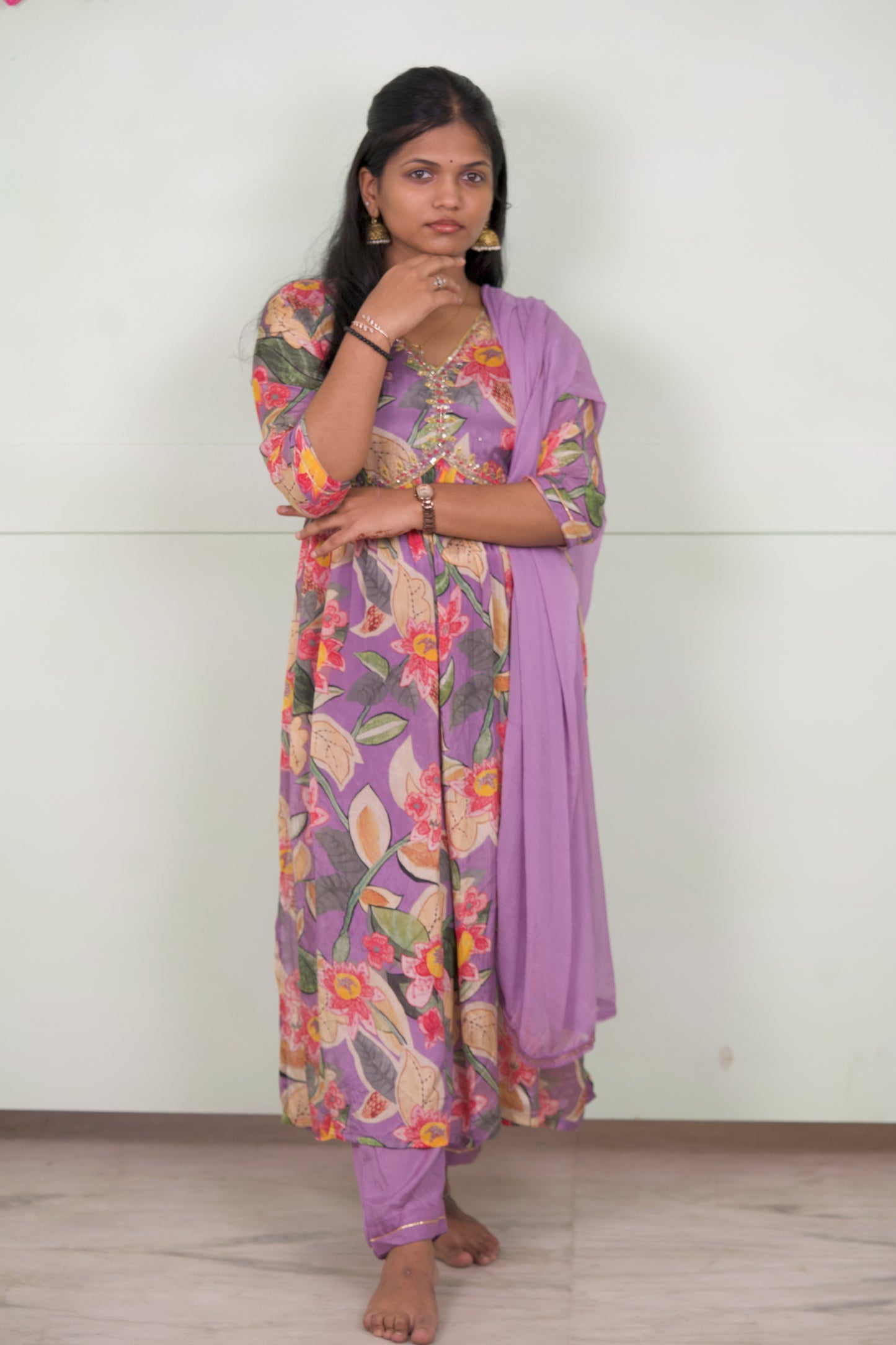 Beautiful lilac alia cut 3 piece Kurti set