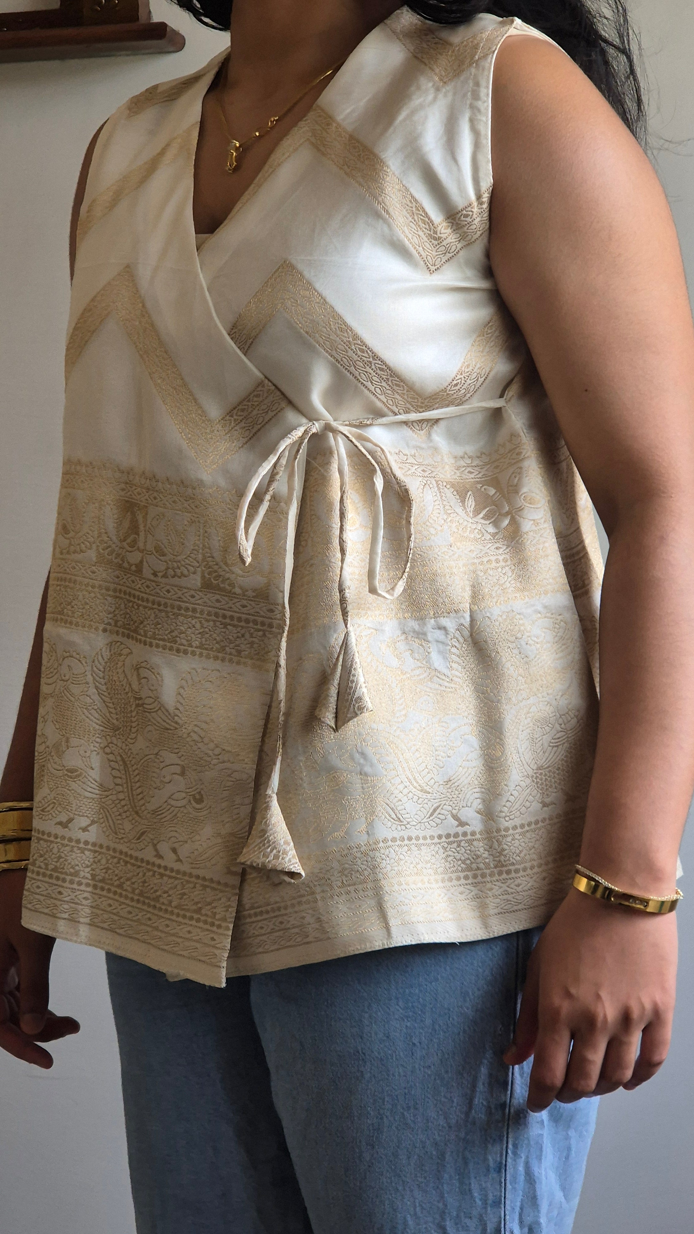 Malar - മലർ - Wrap top