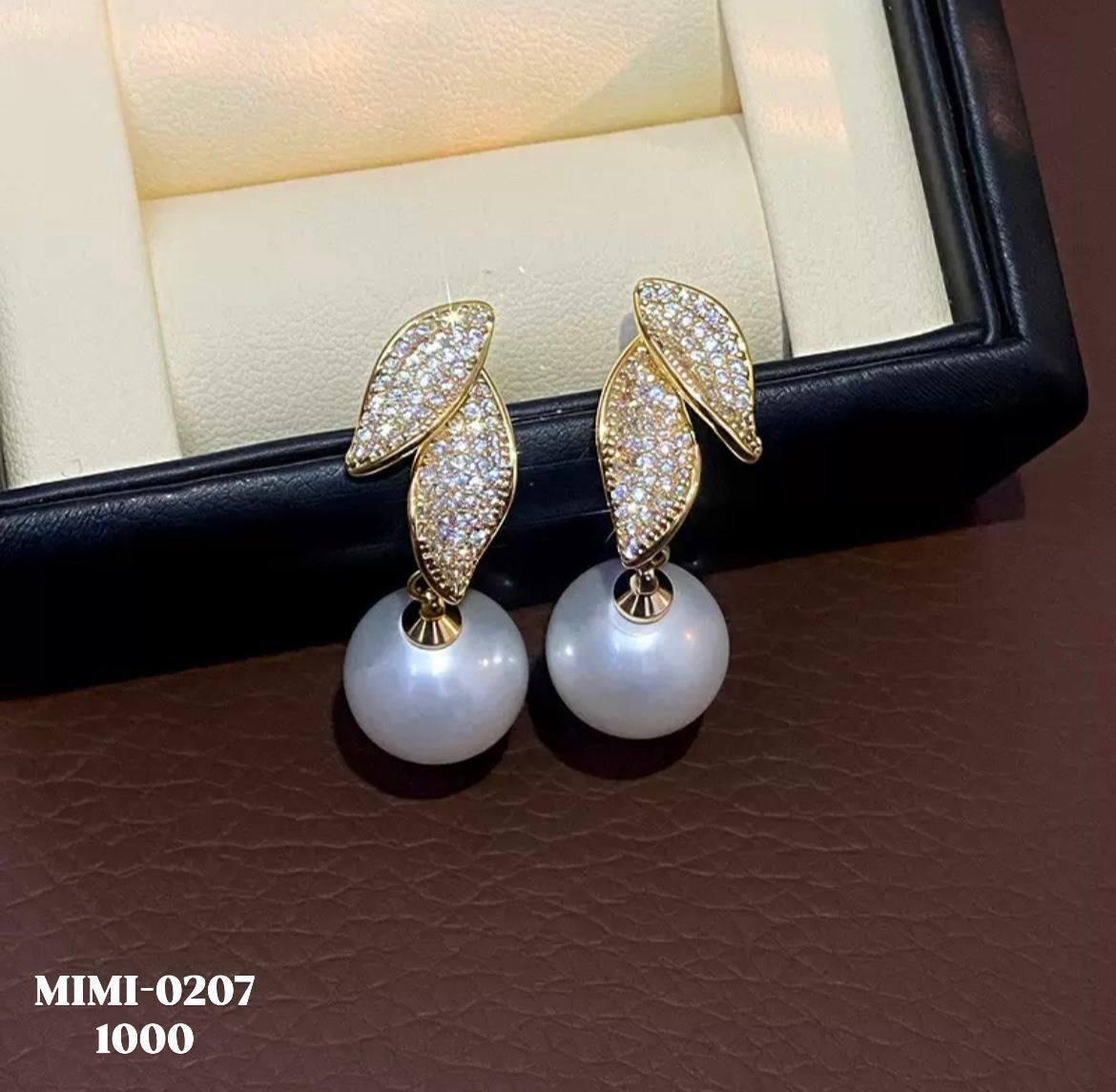 LYRA - AURA - PEARL STATEMENT EARRINGS - 2