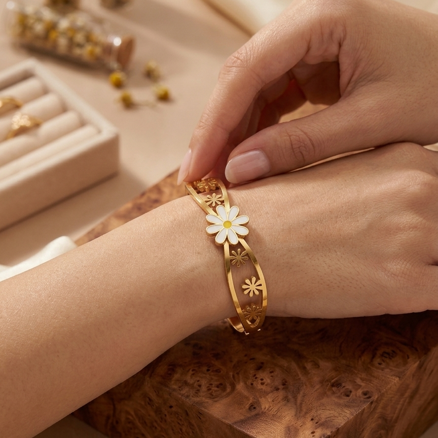 MEHA - Anti Tarnish Bracelet 7 Secondary image