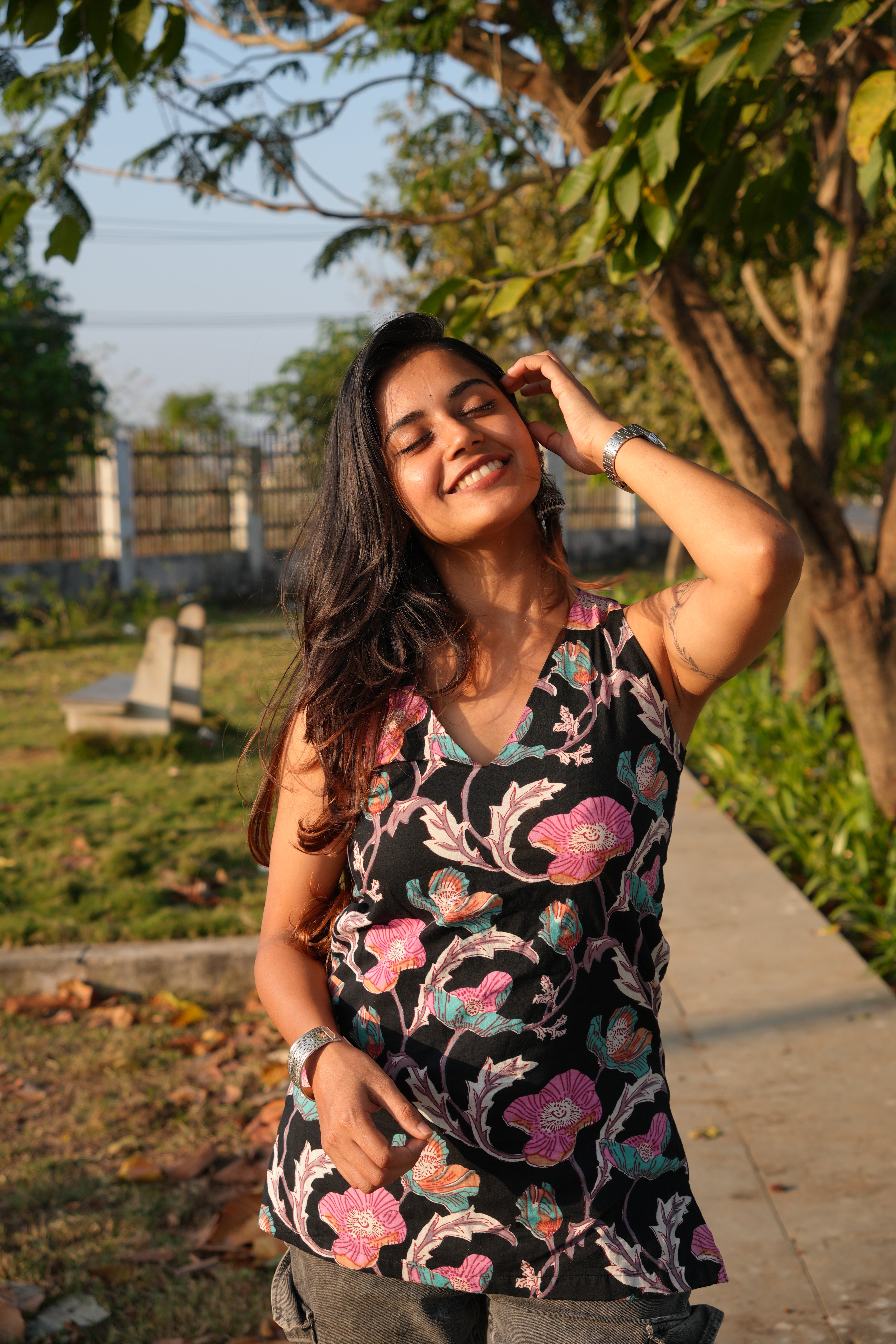 Avira - Sculpted to Slay | Padded/Backless Kurtis