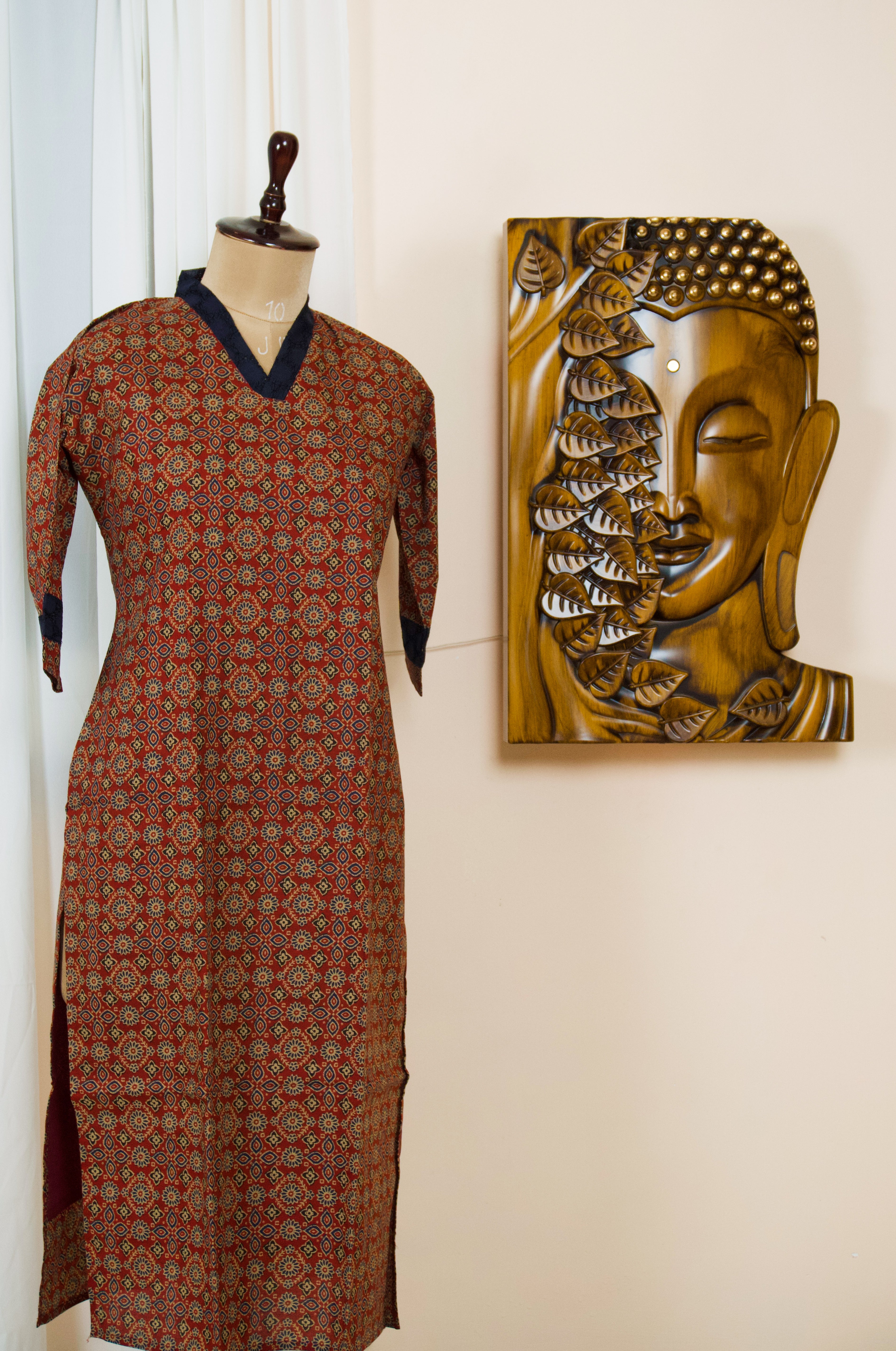 Headturner Ajark Pure Cotton Kurta Main image