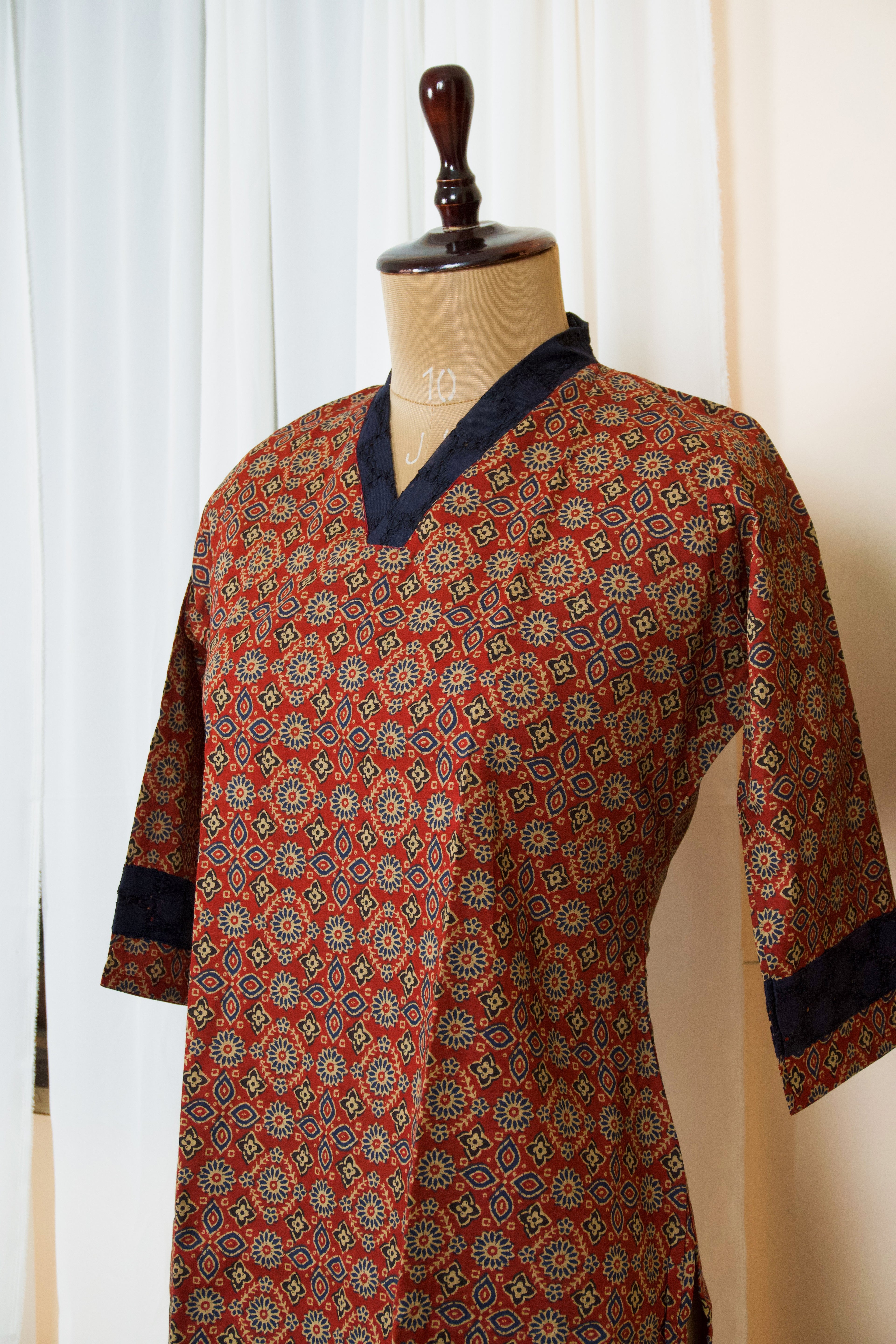 Headturner Ajark Pure Cotton Kurta