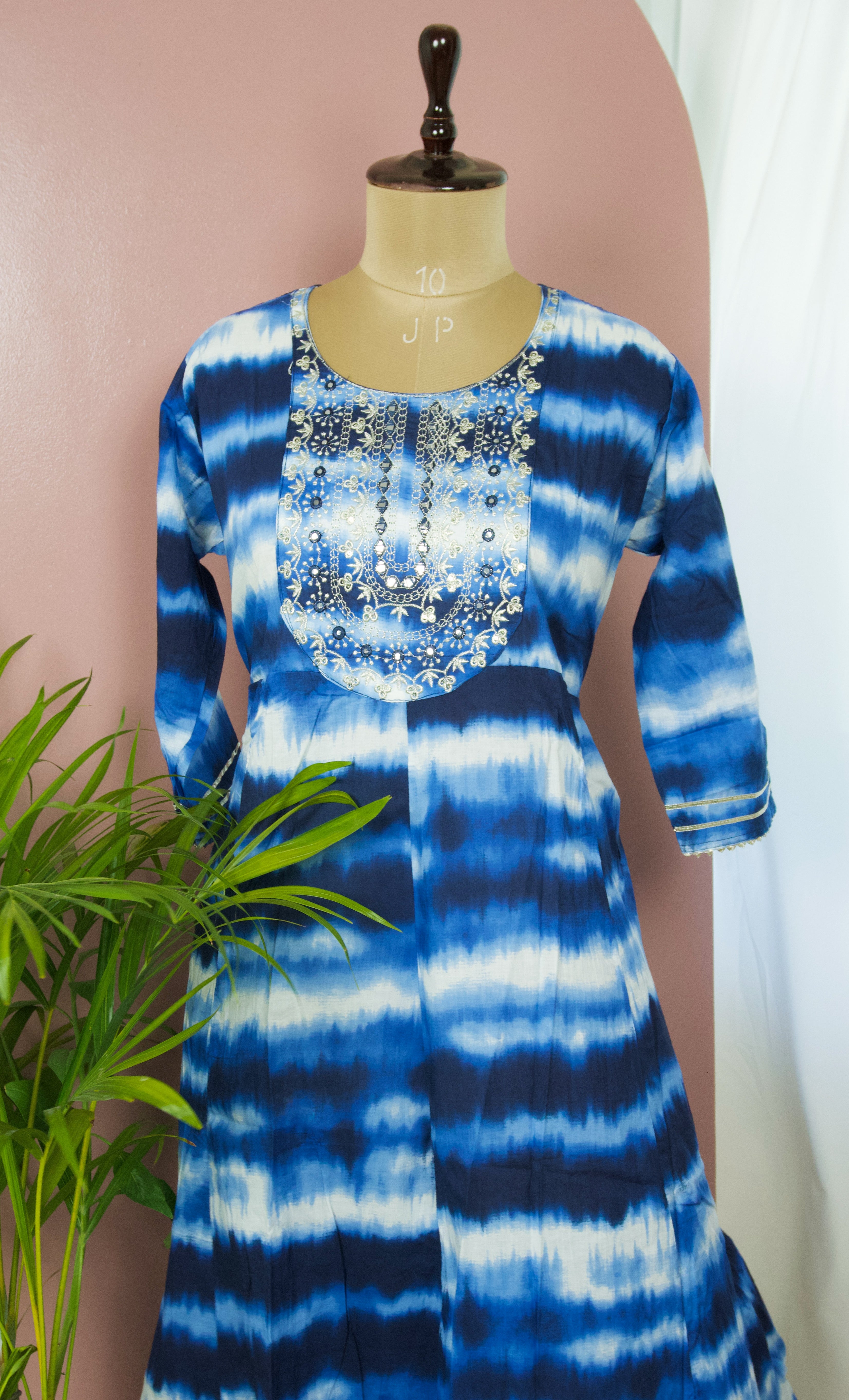 Inky Waves Kurta Secondary image
