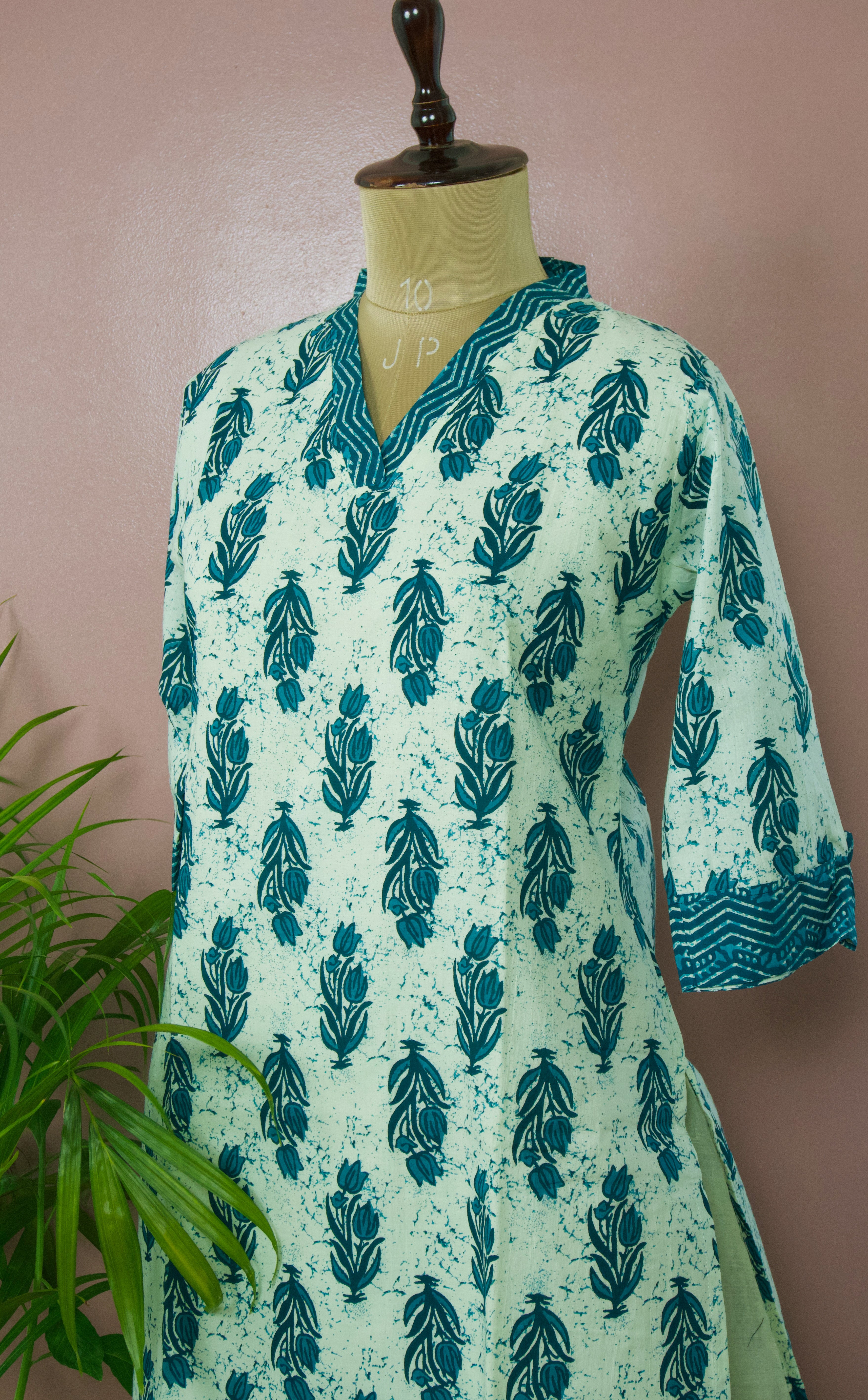 Im In the Teal Zone Kurta Secondary image