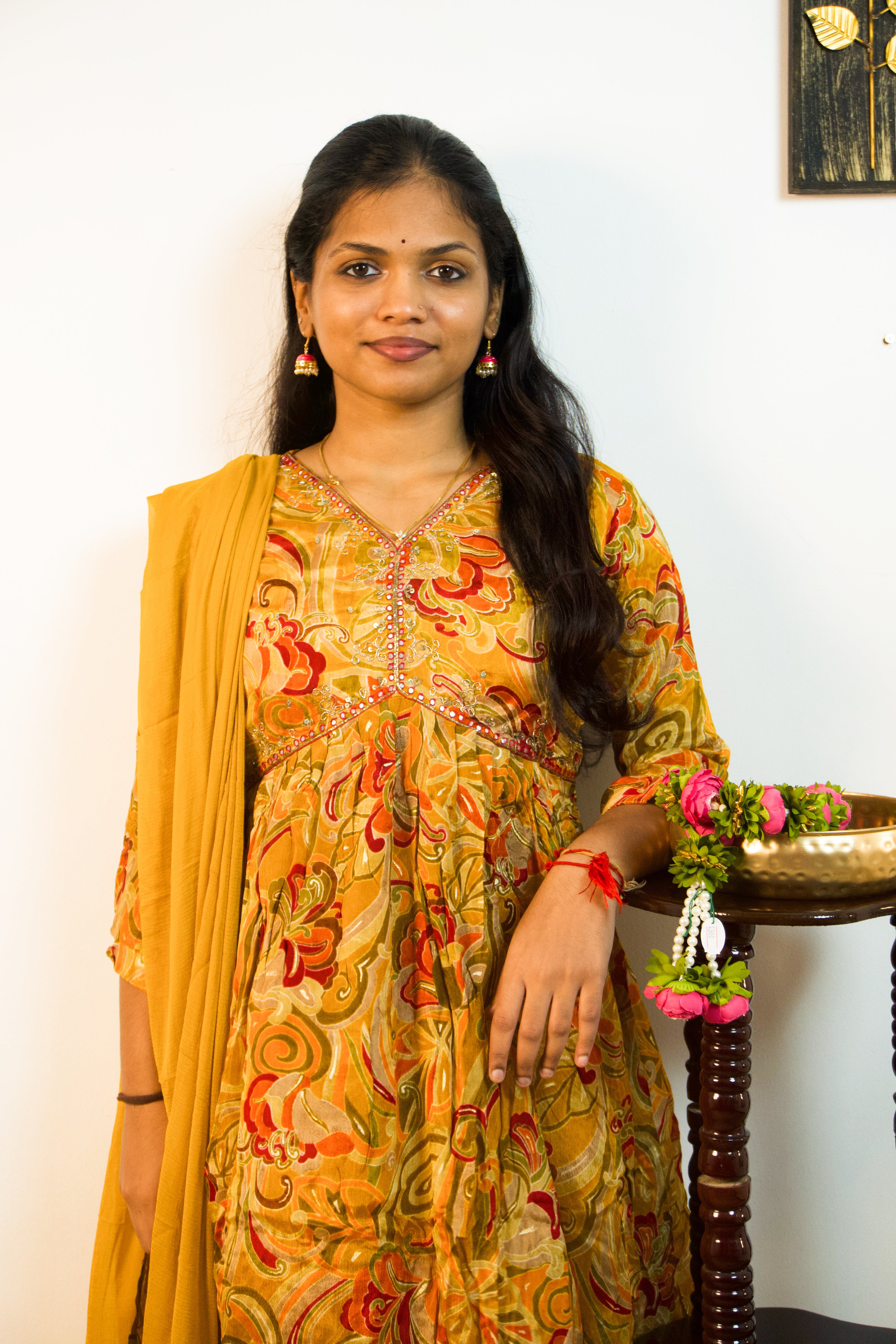 Golden Hour â€“ Alia Cut Nyra Set