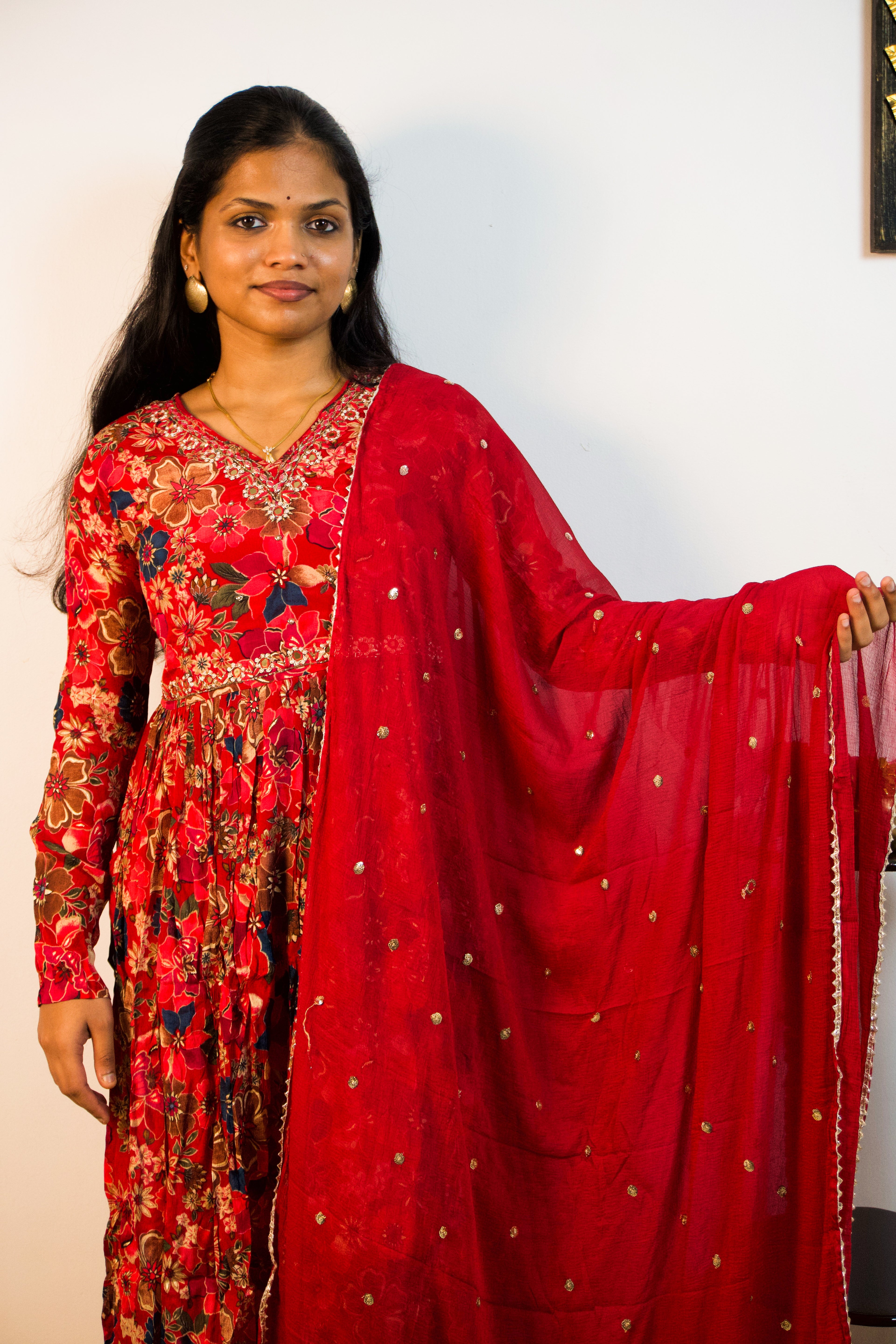 Fabulous Tomato Red: Nyra Cut 3-Piece Set