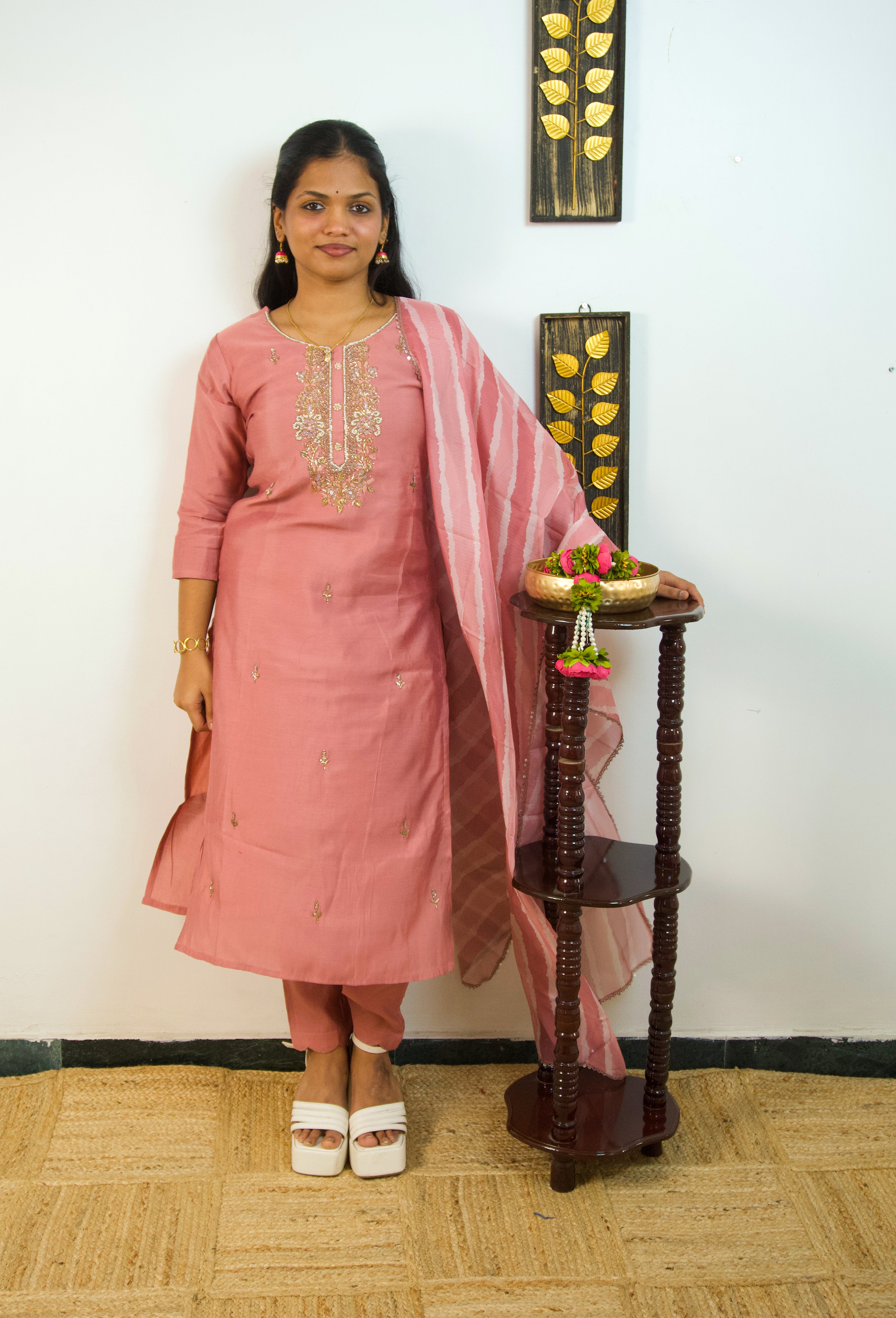 Graceful Glamour: Mauve 3-Piece Set with Exquisite Handwork