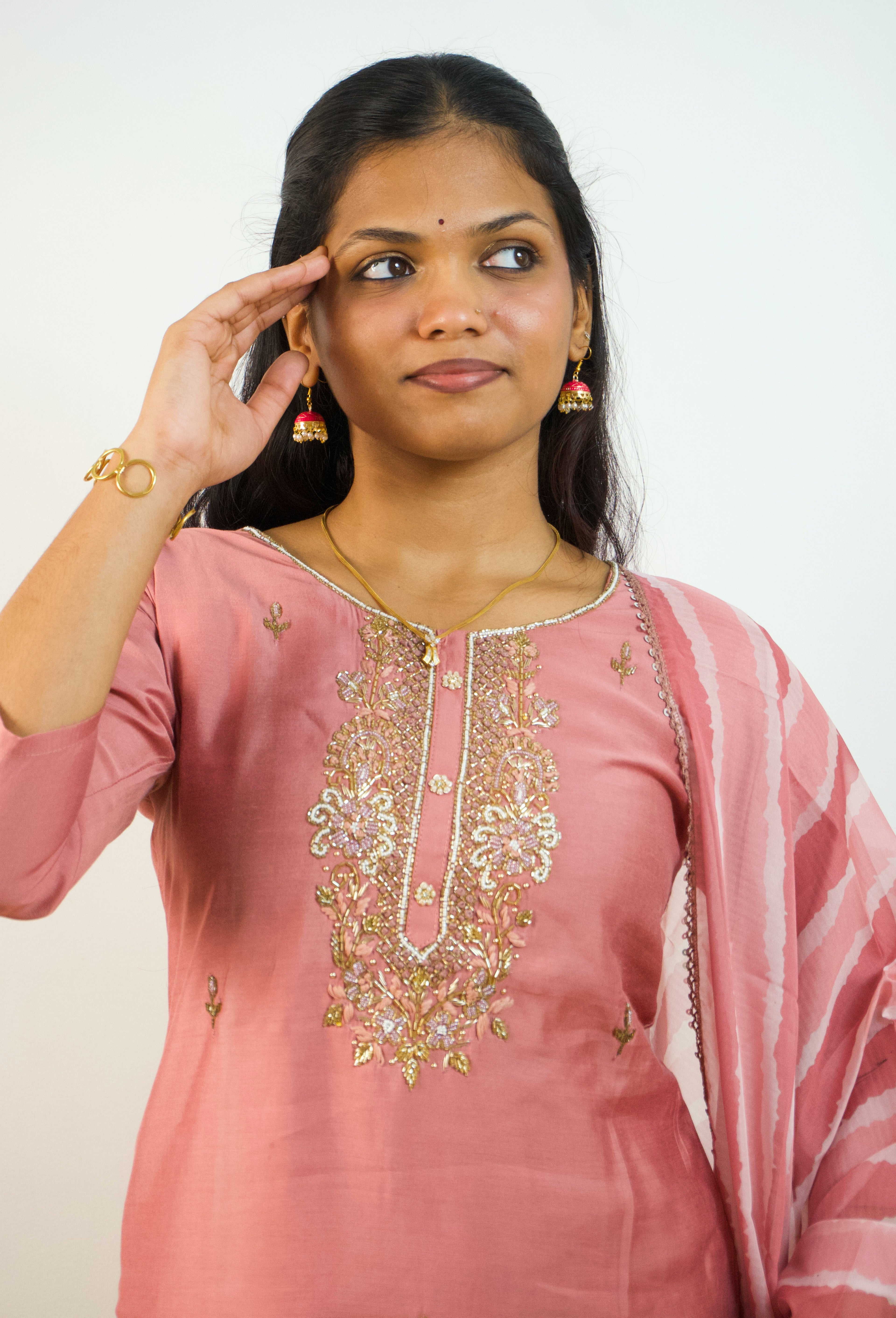 Graceful Glamour: Mauve 3-Piece Set with Exquisite Handwork