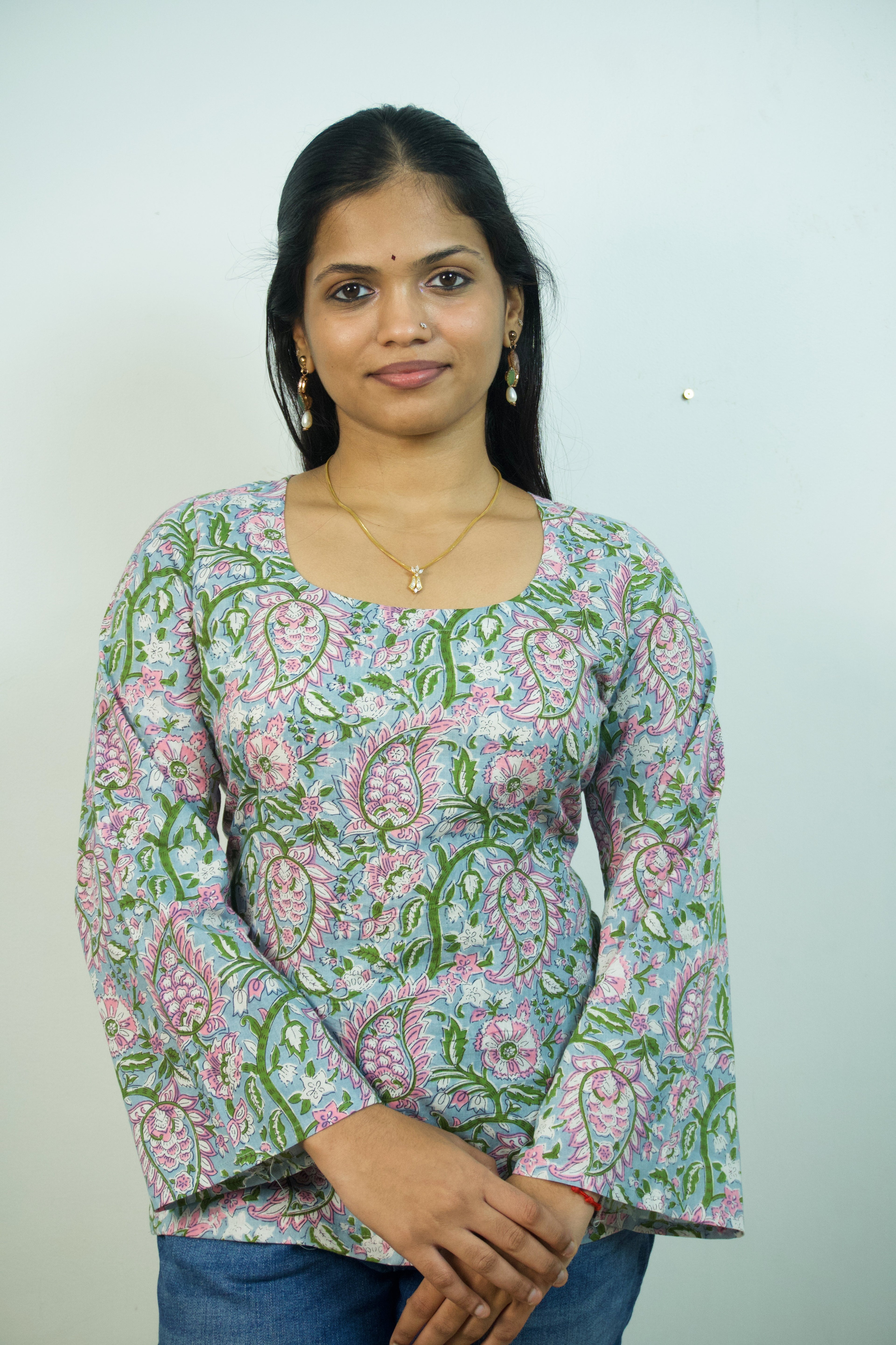 Kiva - Corset Kurtis to Snatch and Slay