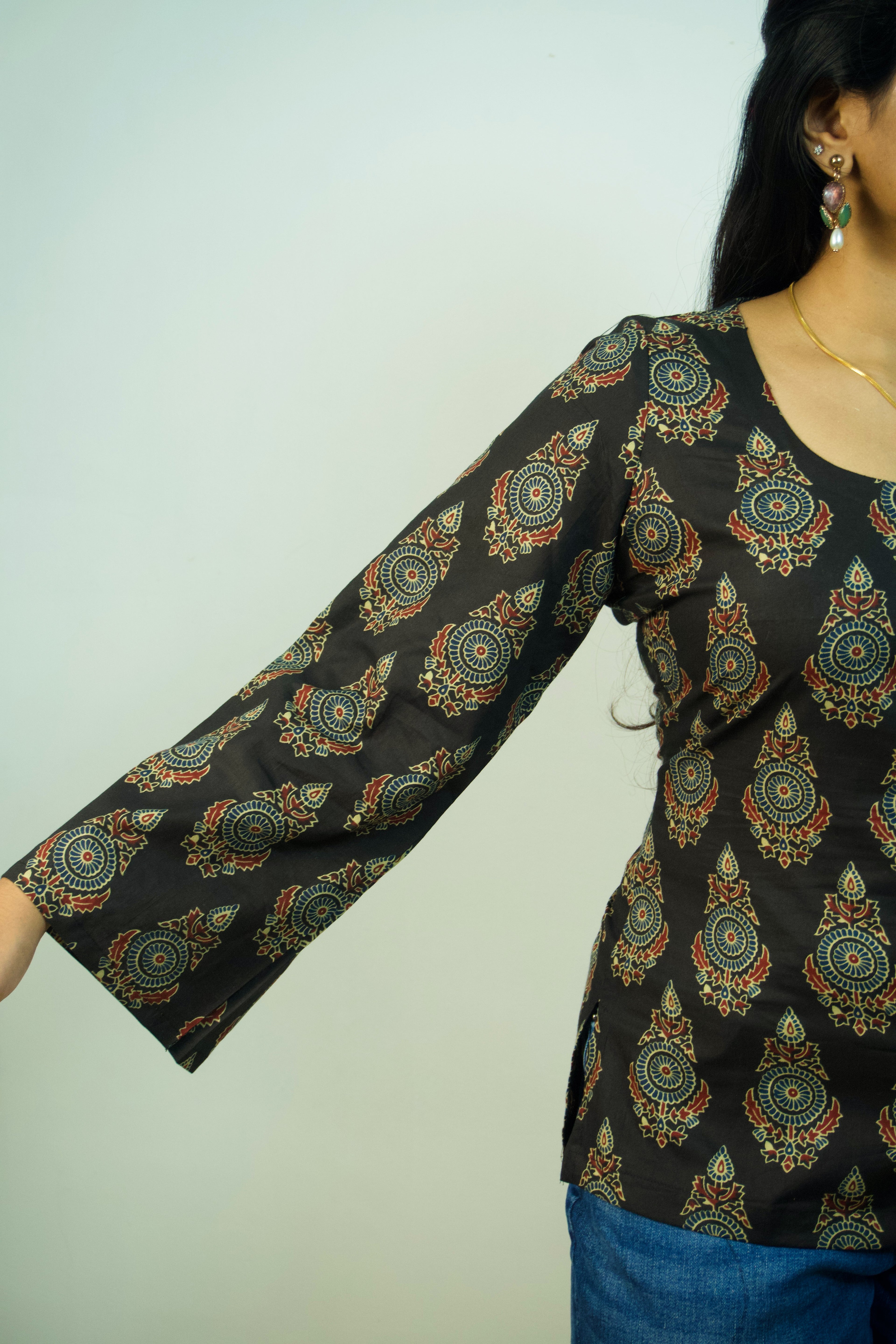 Priva - Corset Kurtis to Snatch and Slay