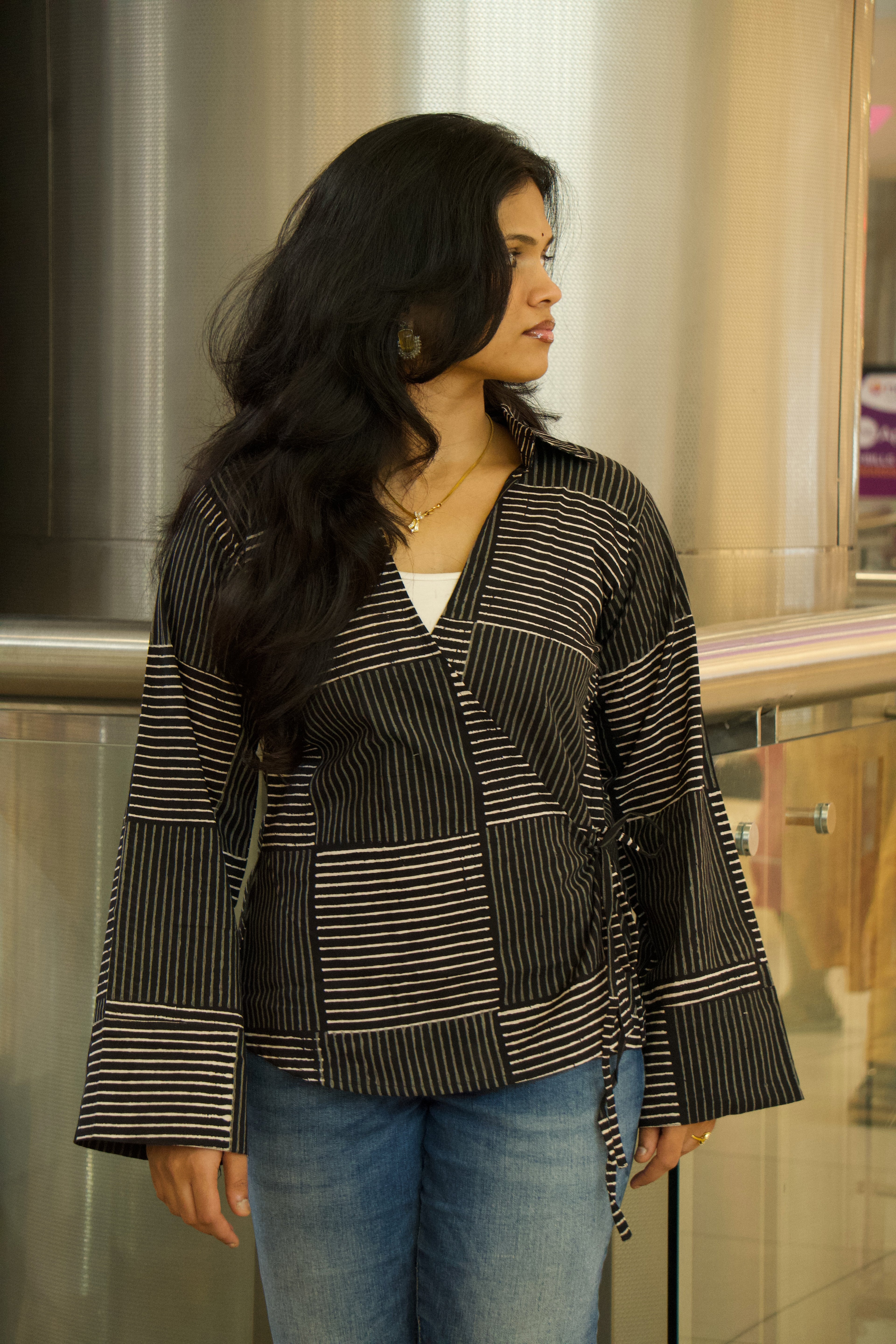 Elan - Nova Wrap Shirt