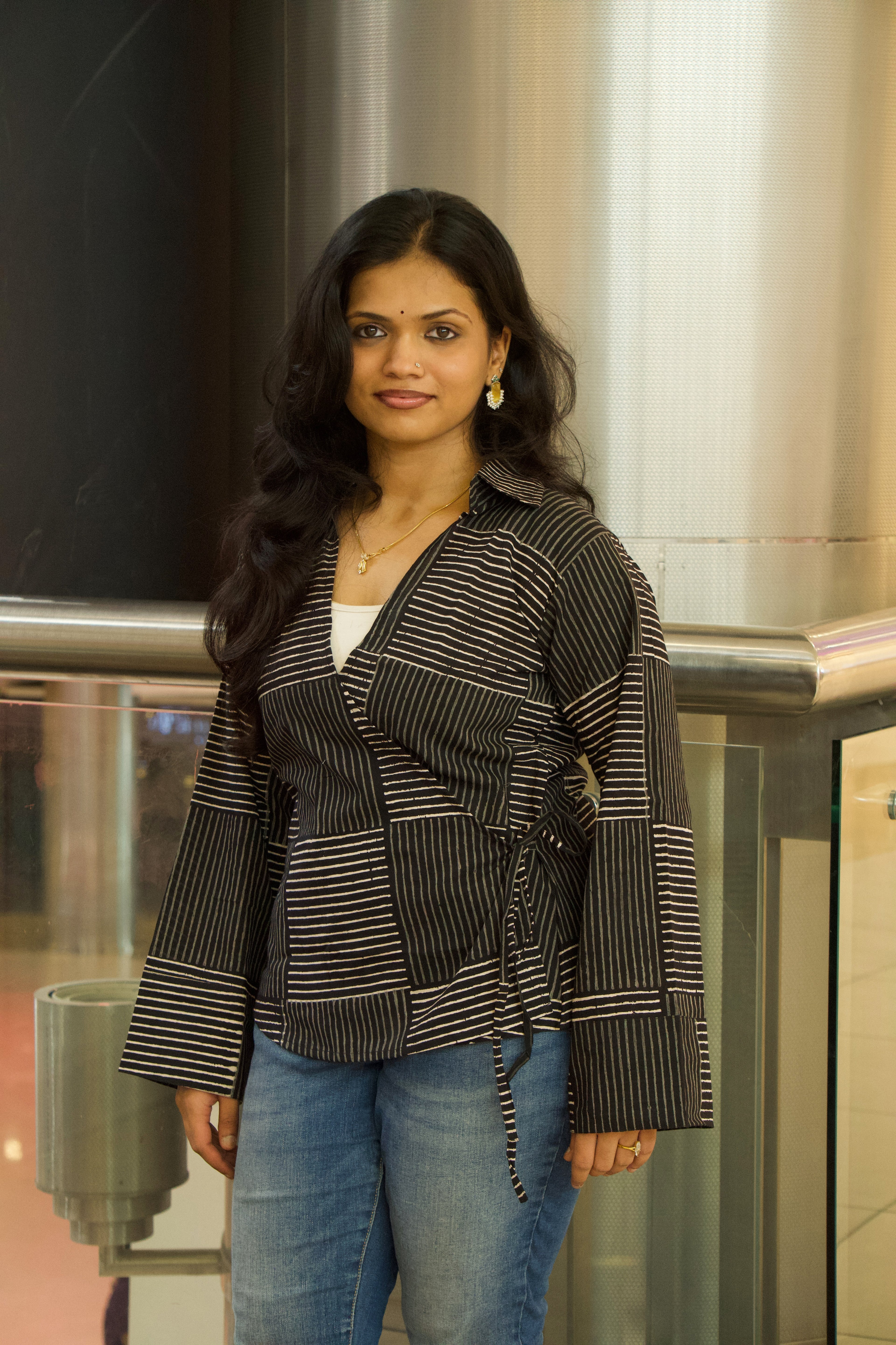 Elan - Nova Wrap Shirt