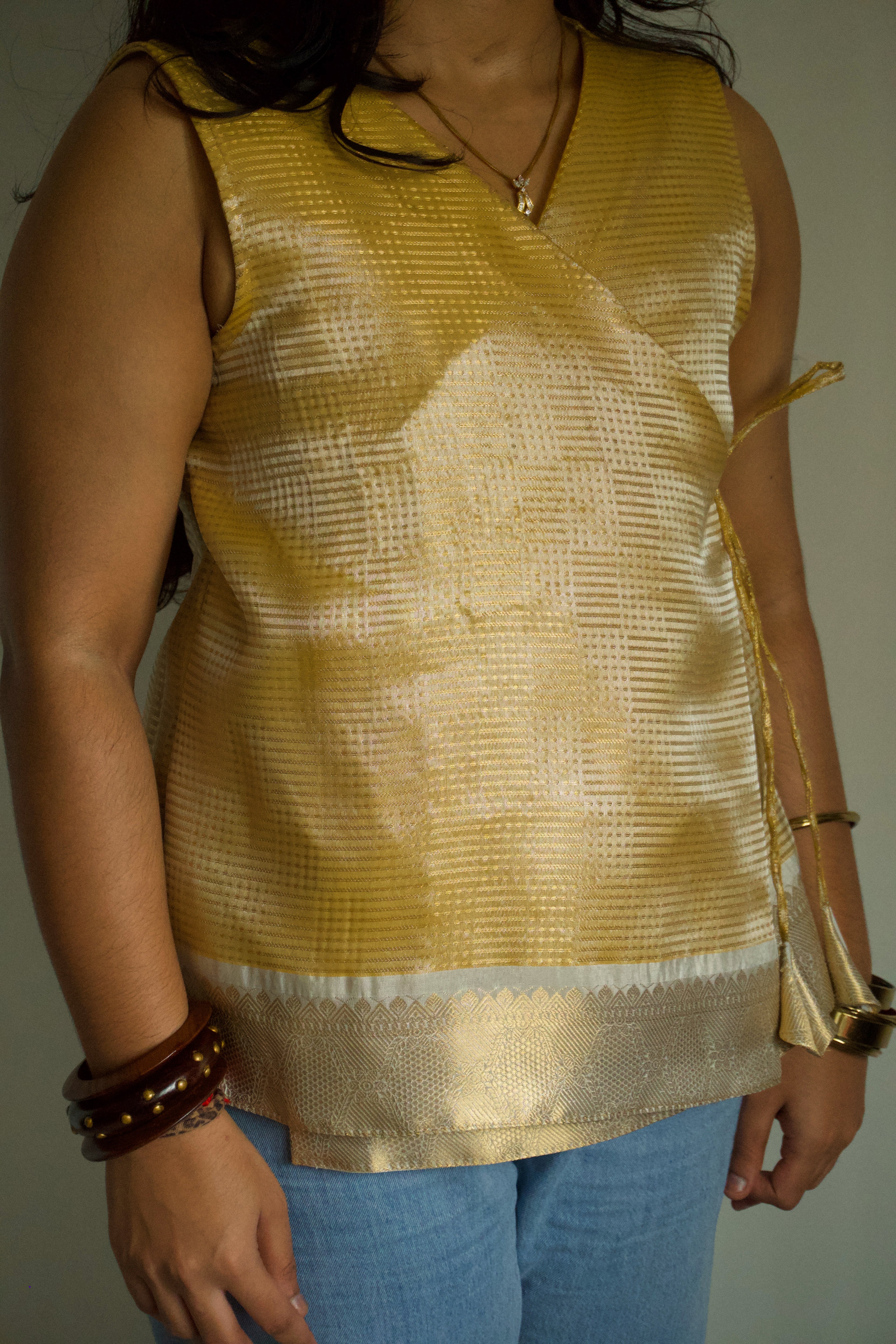Thira — തിര - Onam Wrap top