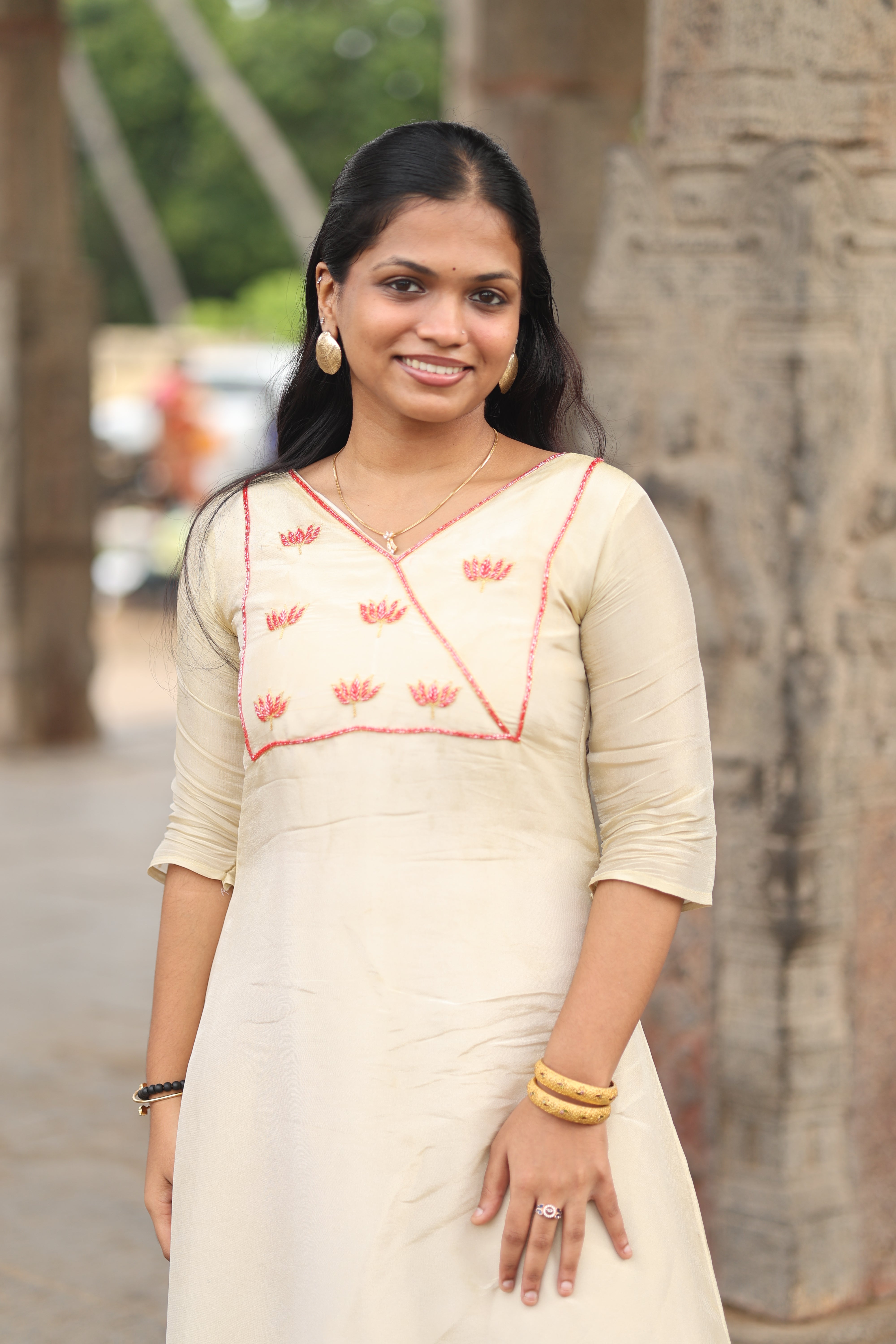 Thaamara (à´¤à´¾à´®à´°) â€“ Premium Banaras Silk Fabric Main image