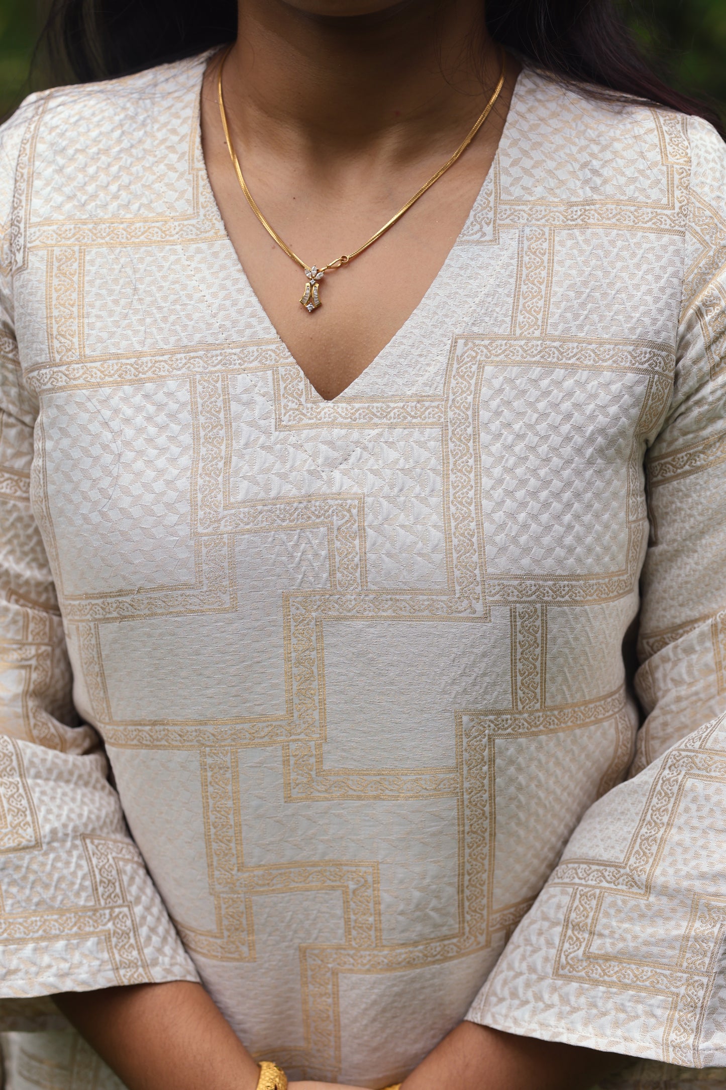 Pavizhamalli (പവിഴമല്ലി) – Pure Dola Silk with Rich Jacquard Weaving
