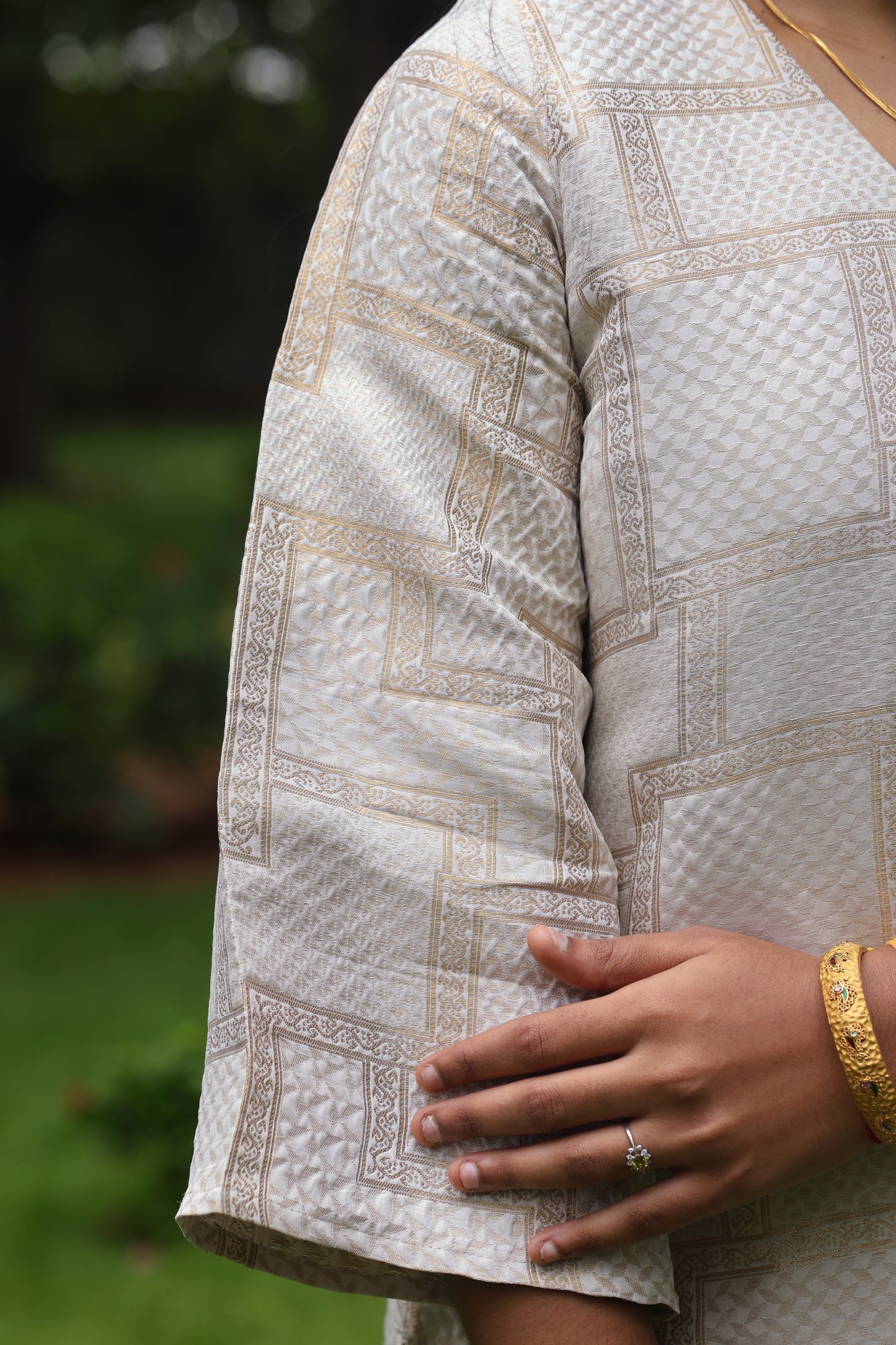 Pavizhamalli (പവിഴമല്ലി) – Pure Dola Silk with Rich Jacquard Weaving