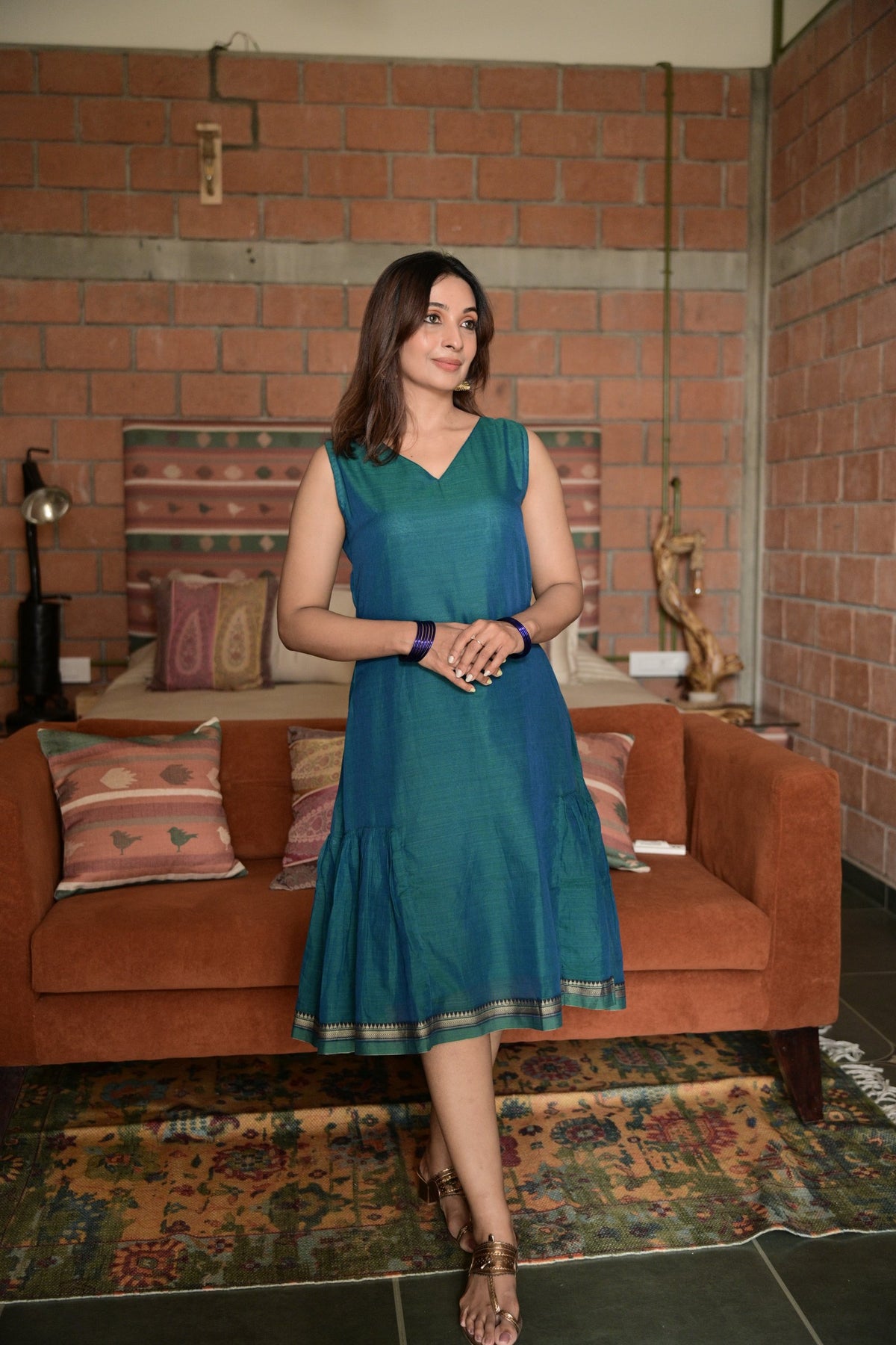 Navi – Teal Sleeveless Drop-Waist Kurti | Utsav