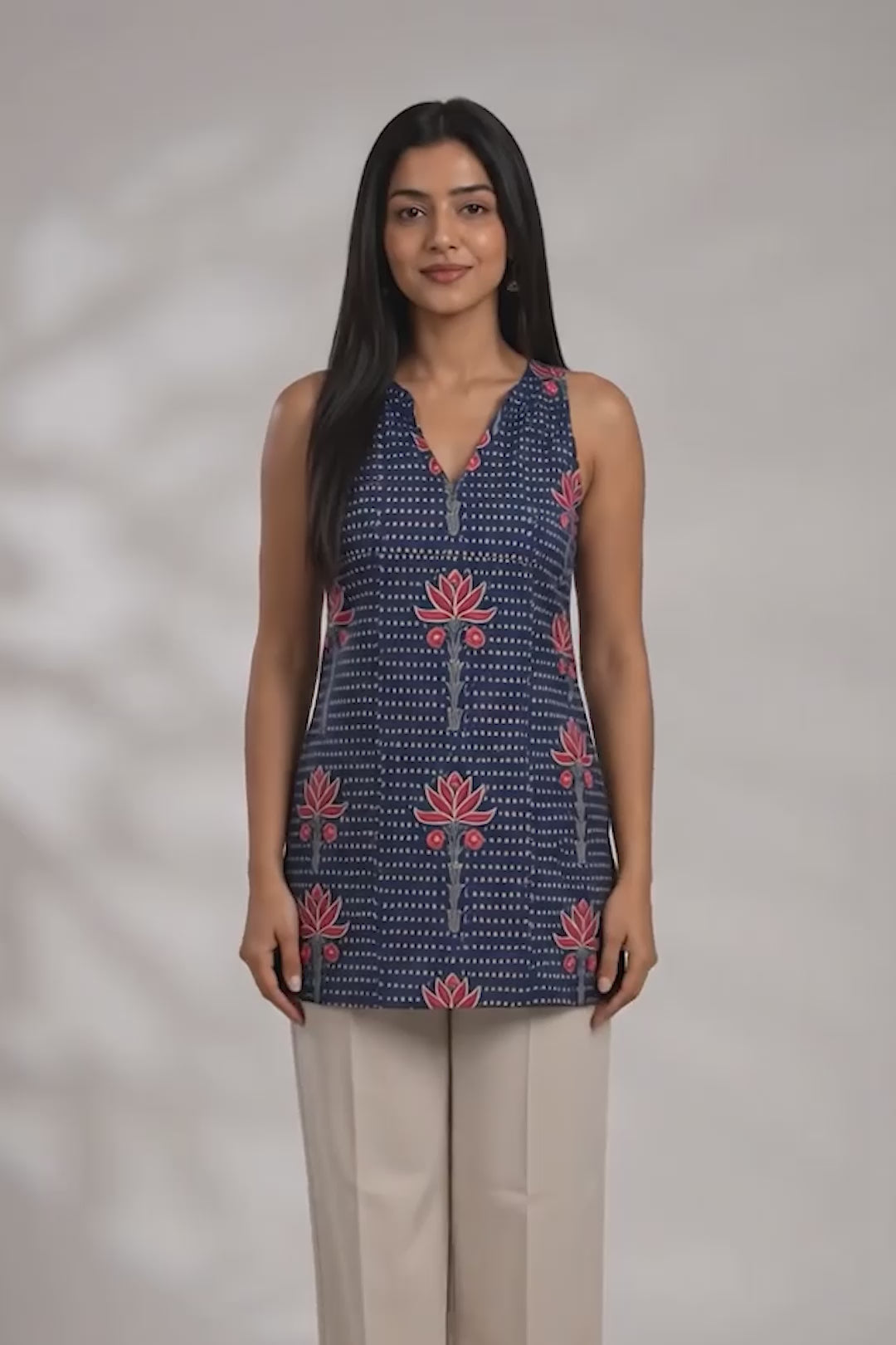 Navya – Sculpted to Slay padded backless kurti – front and back video – Varangi Style Studio
