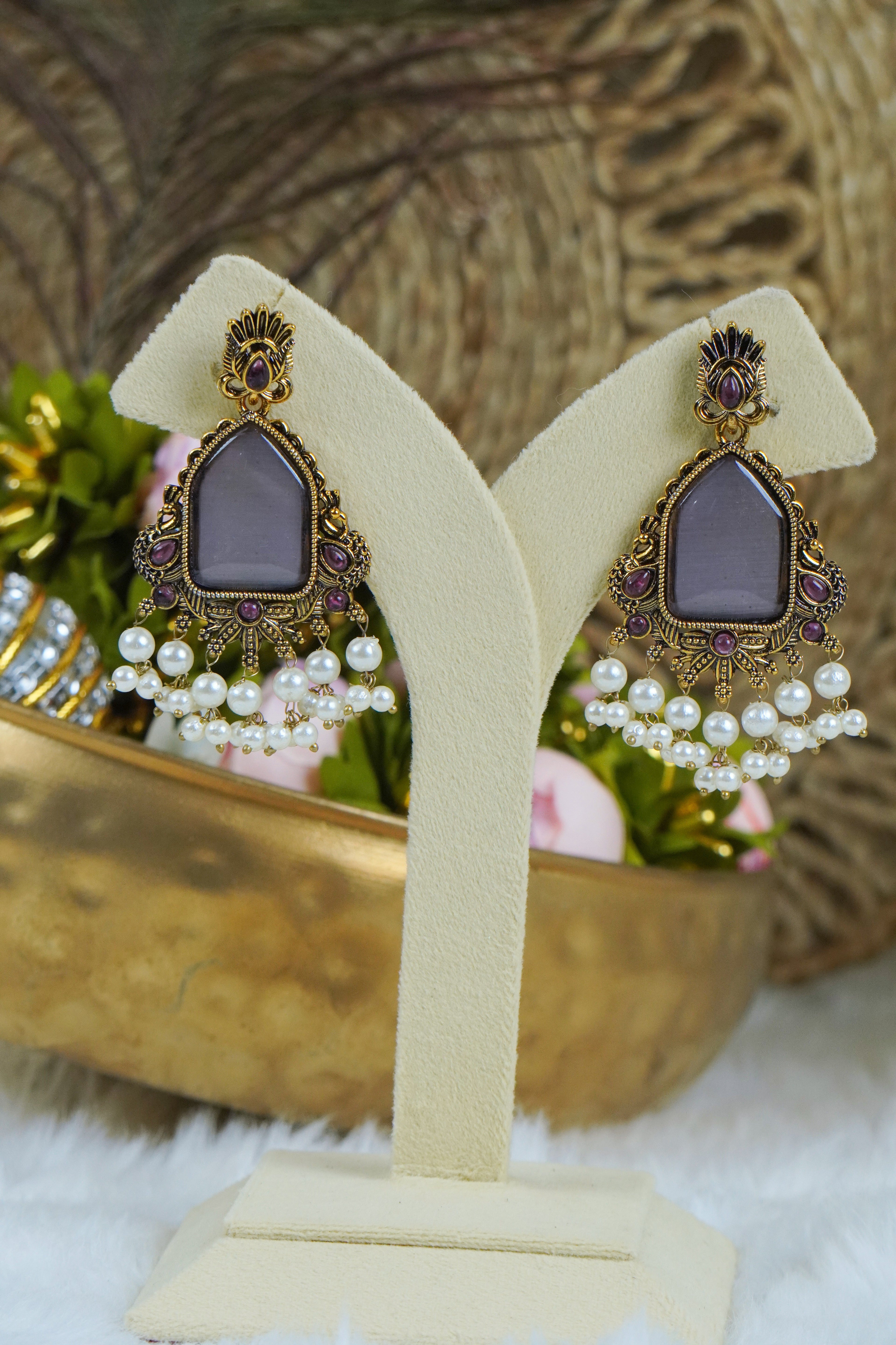 Premium - Statement Monalisa stone Studs with pearls - Broad