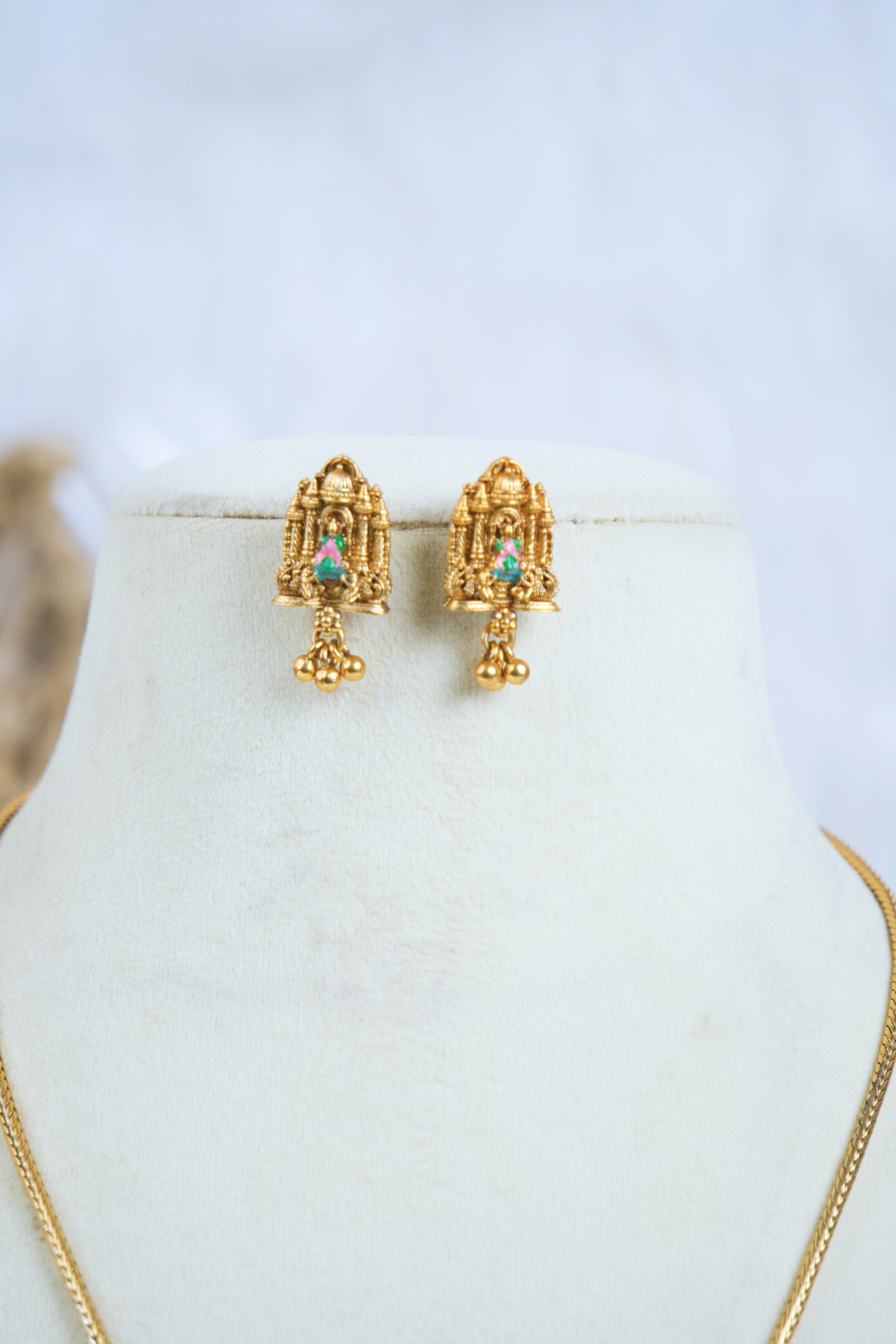 Traditional - Lakshmi Single Chain Pendant